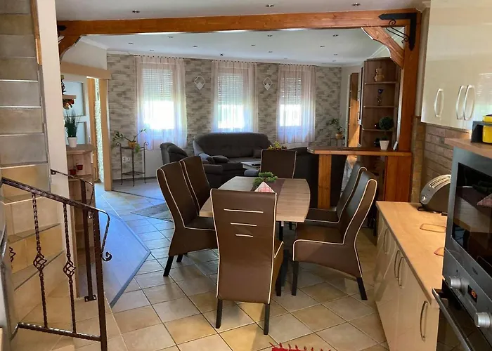 Boroka Apartman Gyula